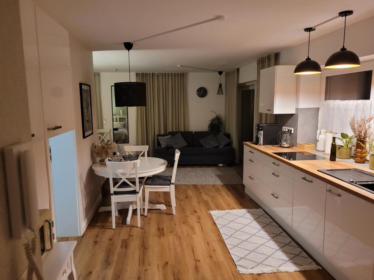 Ferienwohnung Nachtigall 2 Бад Херсфелд Екстериор снимка