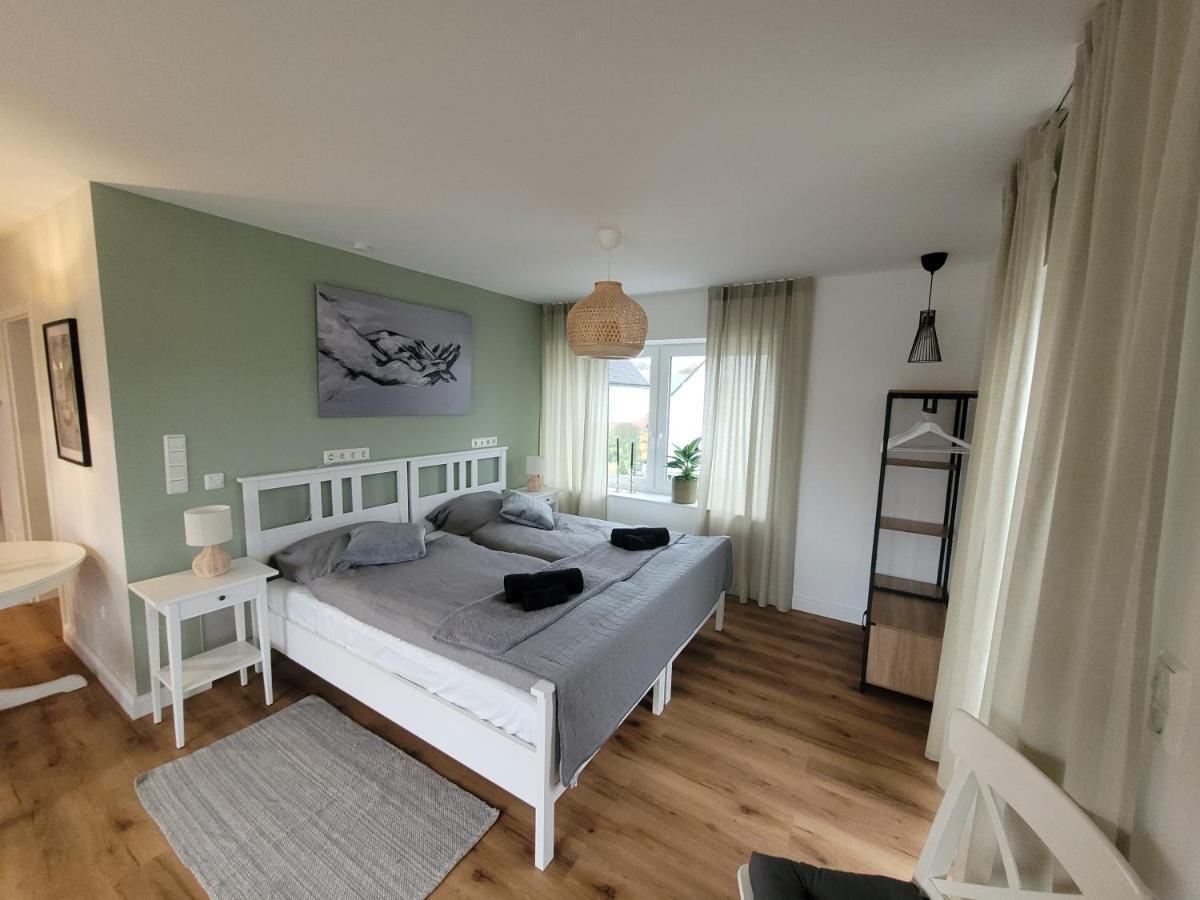 Ferienwohnung Nachtigall 2 Бад Херсфелд Екстериор снимка